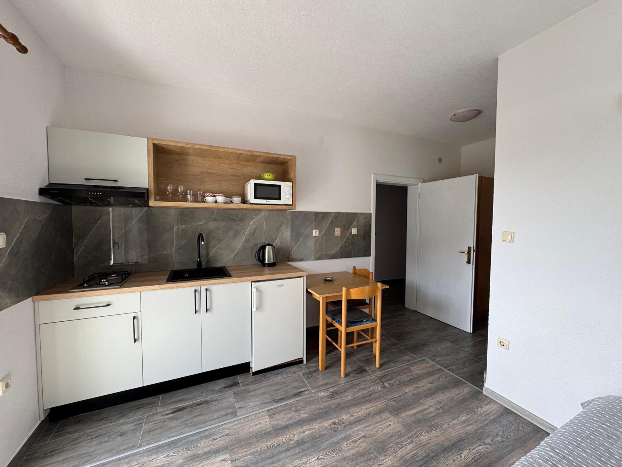Apartment Makarska M&I, Free Private Parking Exteriér fotografie